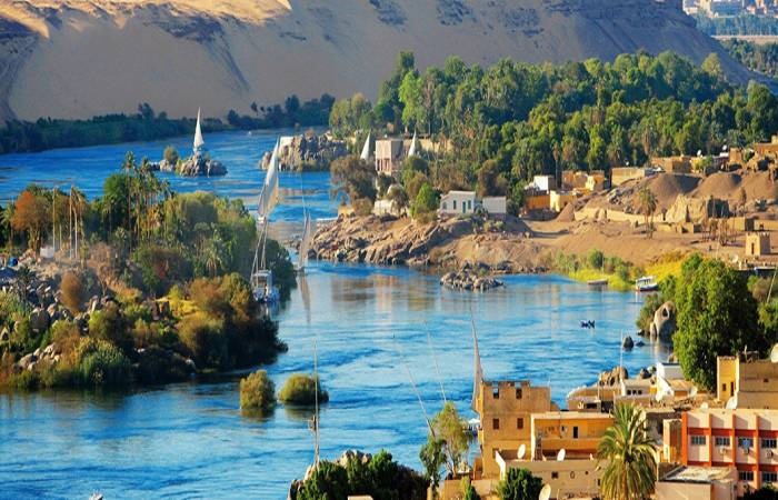 Aswan, Nil'in muhteşem manzarasını sunar